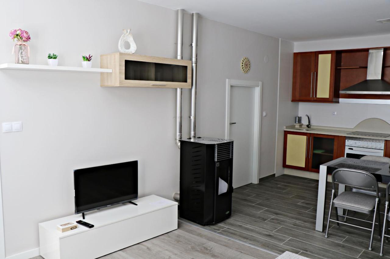 Apartamentos Credencial Sarria Bagian luar foto