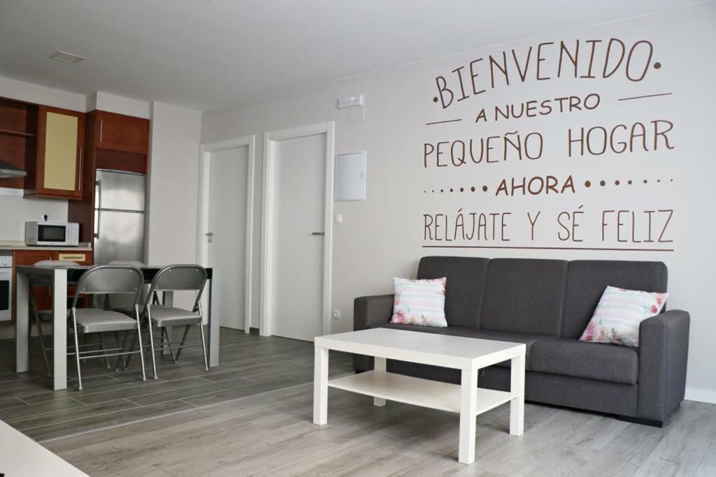 Apartamentos Credencial Sarria Bagian luar foto